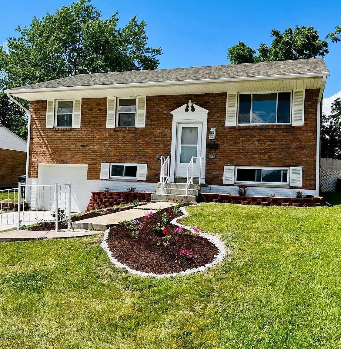 10161 Pottinger Road – photo 1 of 17