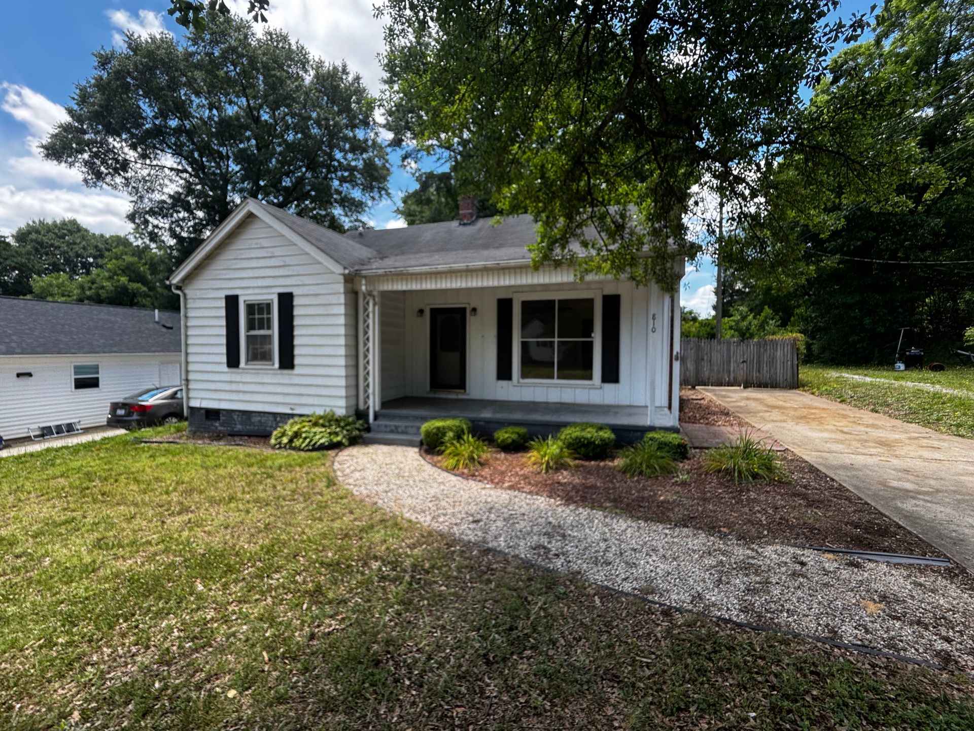 2/1 Home in Shelby, NC – photo 1 of 35