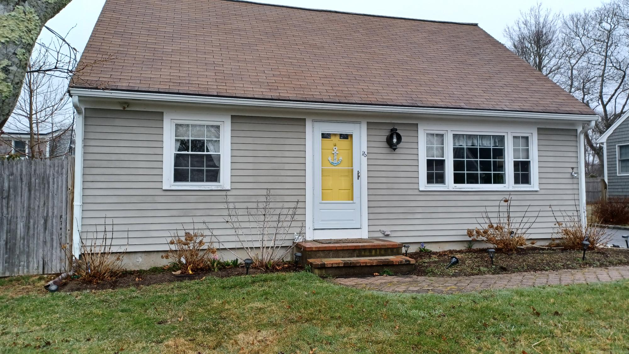 16 Harrington St – photo 1 of 18