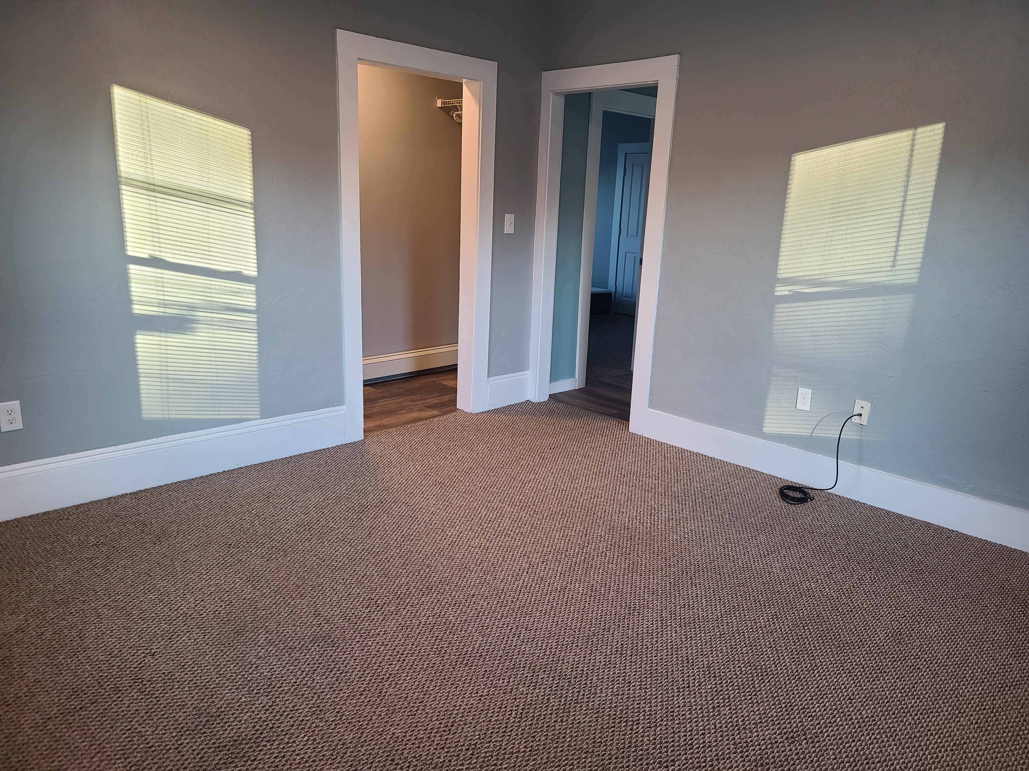 122 Laurel Street – photo 1 of 14