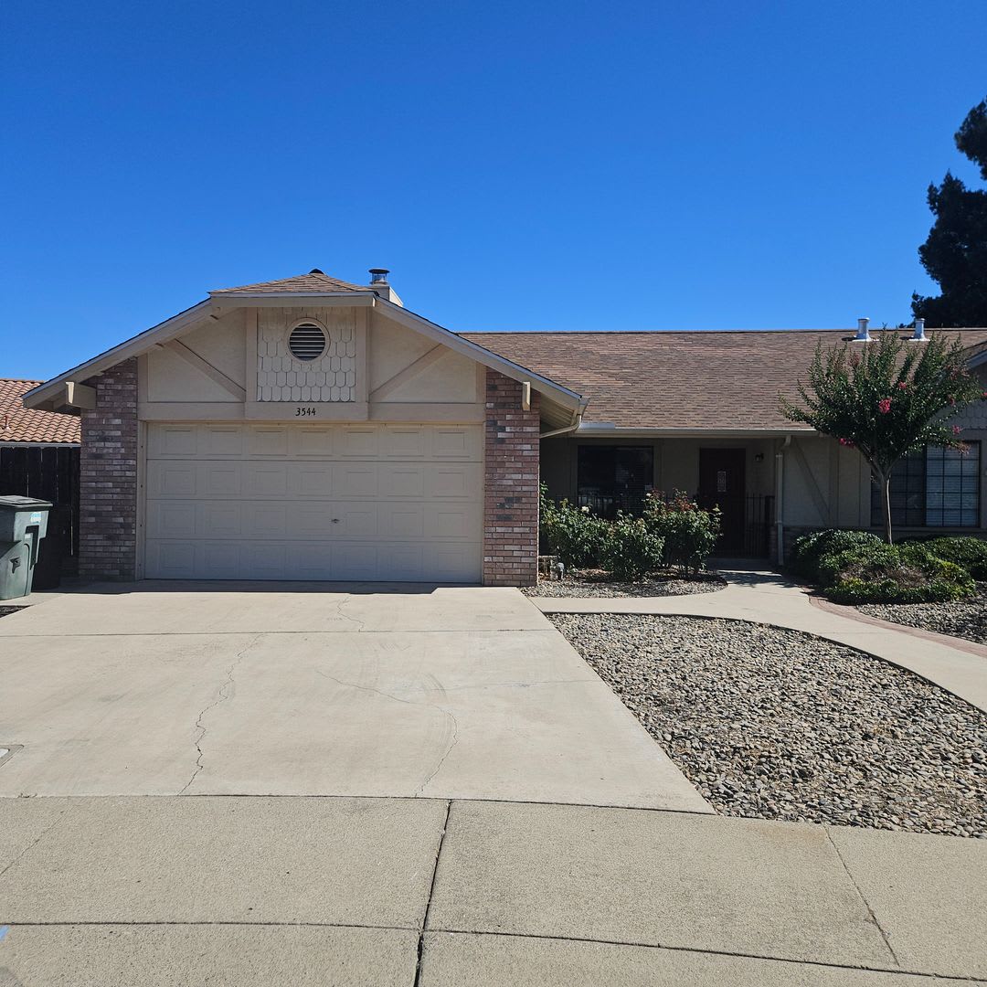 3 Bedroom 2 Bath Home In East Modesto On Quiet Cul De Sac – photo 1