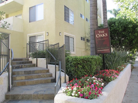 Oaks – photo 1