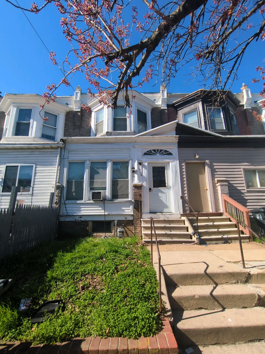 714 East 22nd Street – photo 1