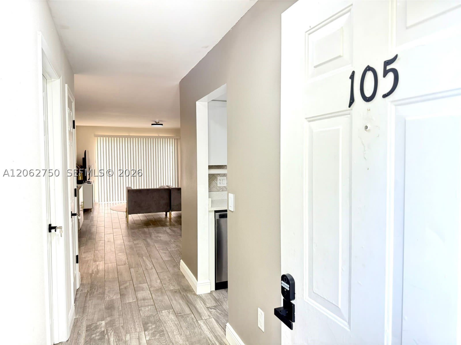 300 Promenade Dr – photo 1