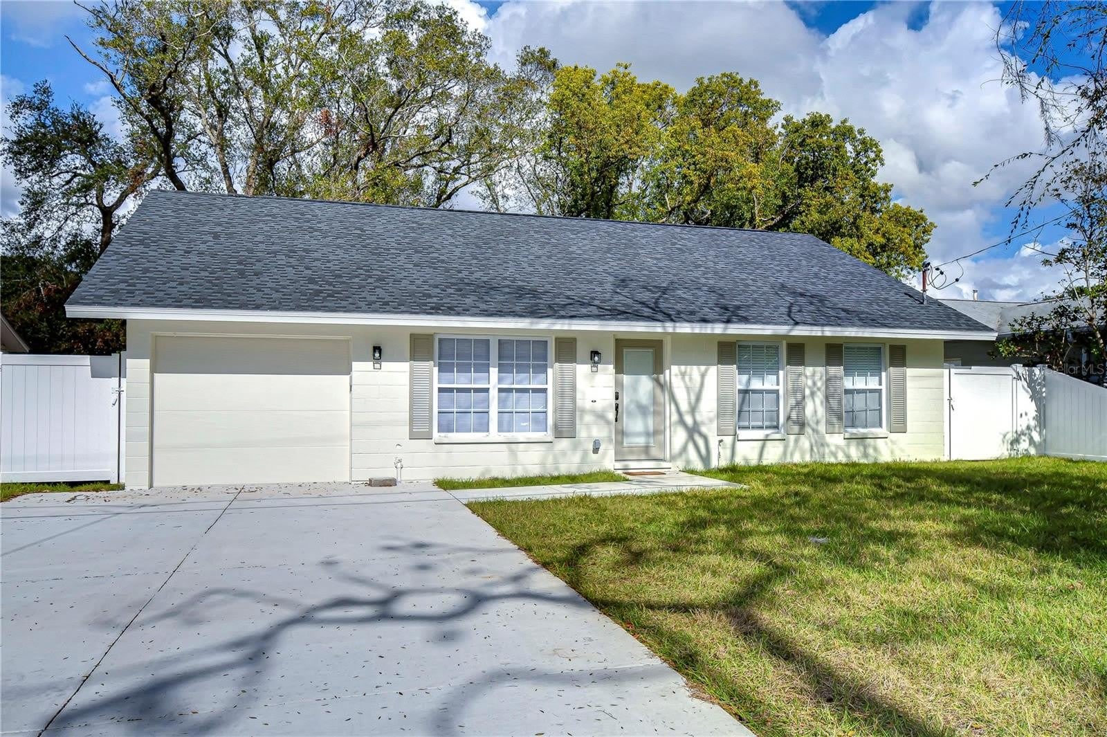 1205 W HOLLYWOOD Street – photo 1