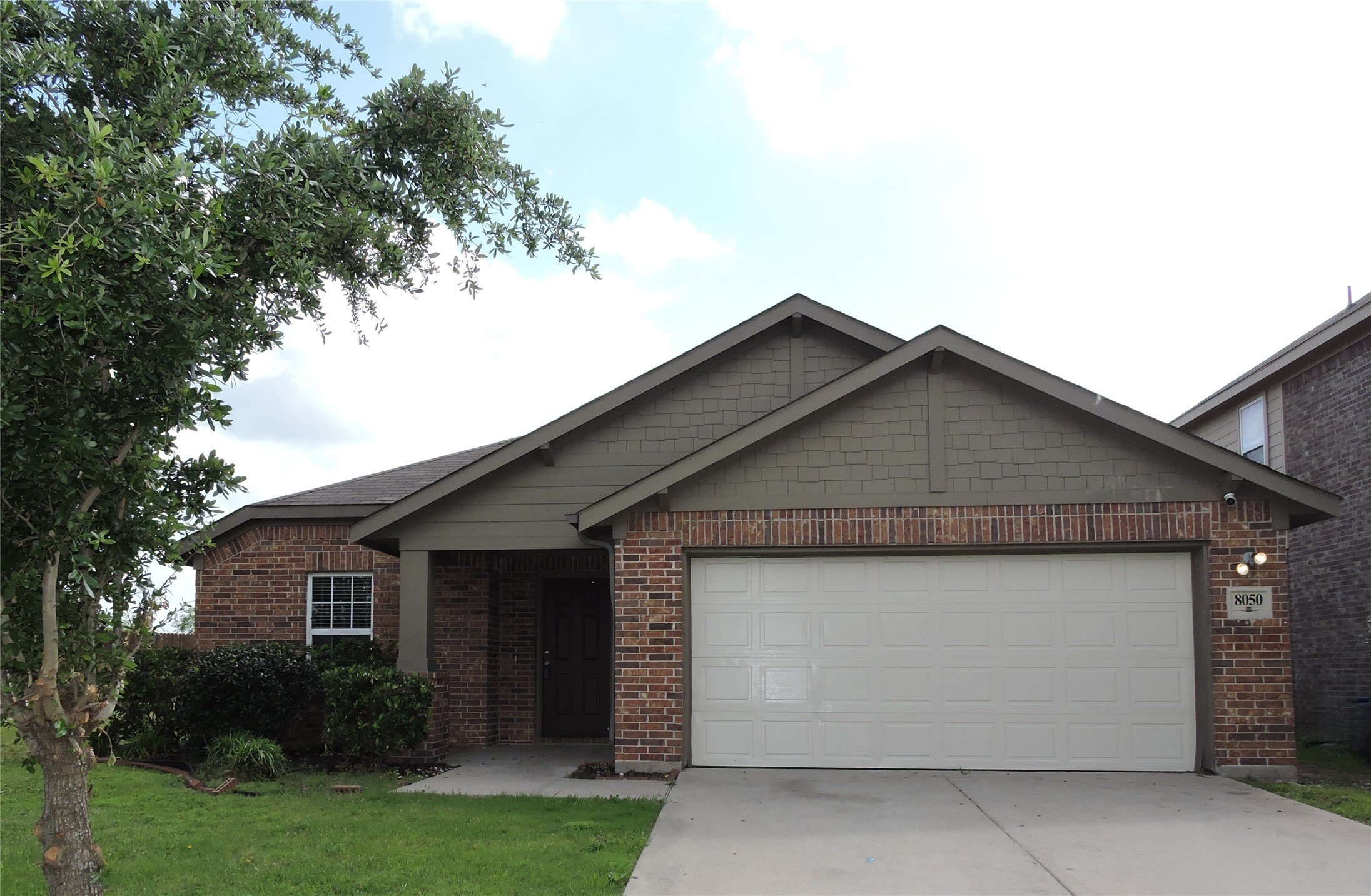 8050 Privet Street – photo 1