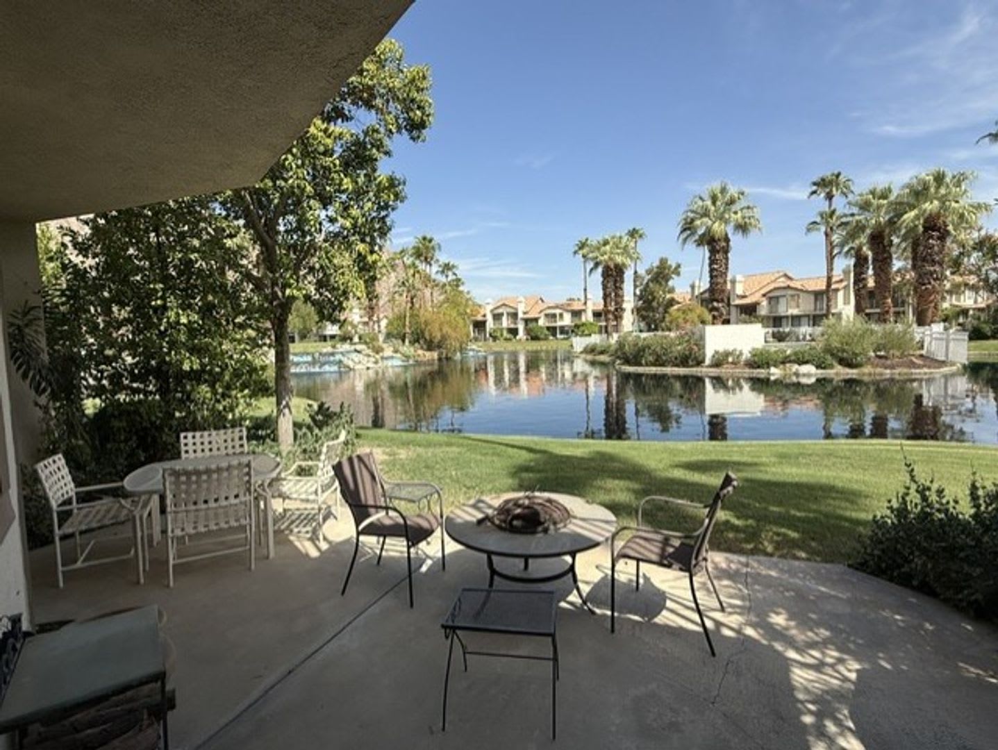 Home in PGA on the water – photo 1