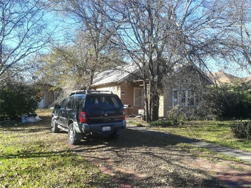 457 W Main Street – photo 1 of 7
