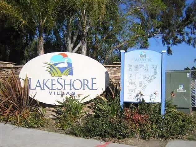 Beautiful Updated Unit, Pool/Spa, Private Laundry, Reserved Parking – photo 1