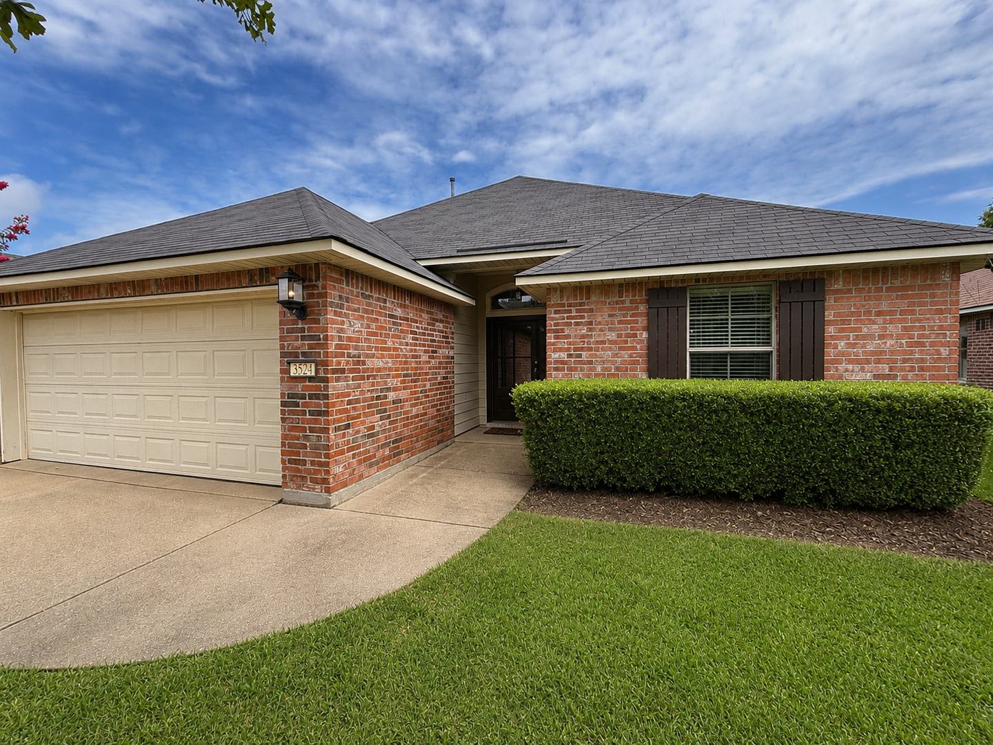 LEGACY SUBDIVISION IN BENTON LOUISIANA – photo 1 of 19