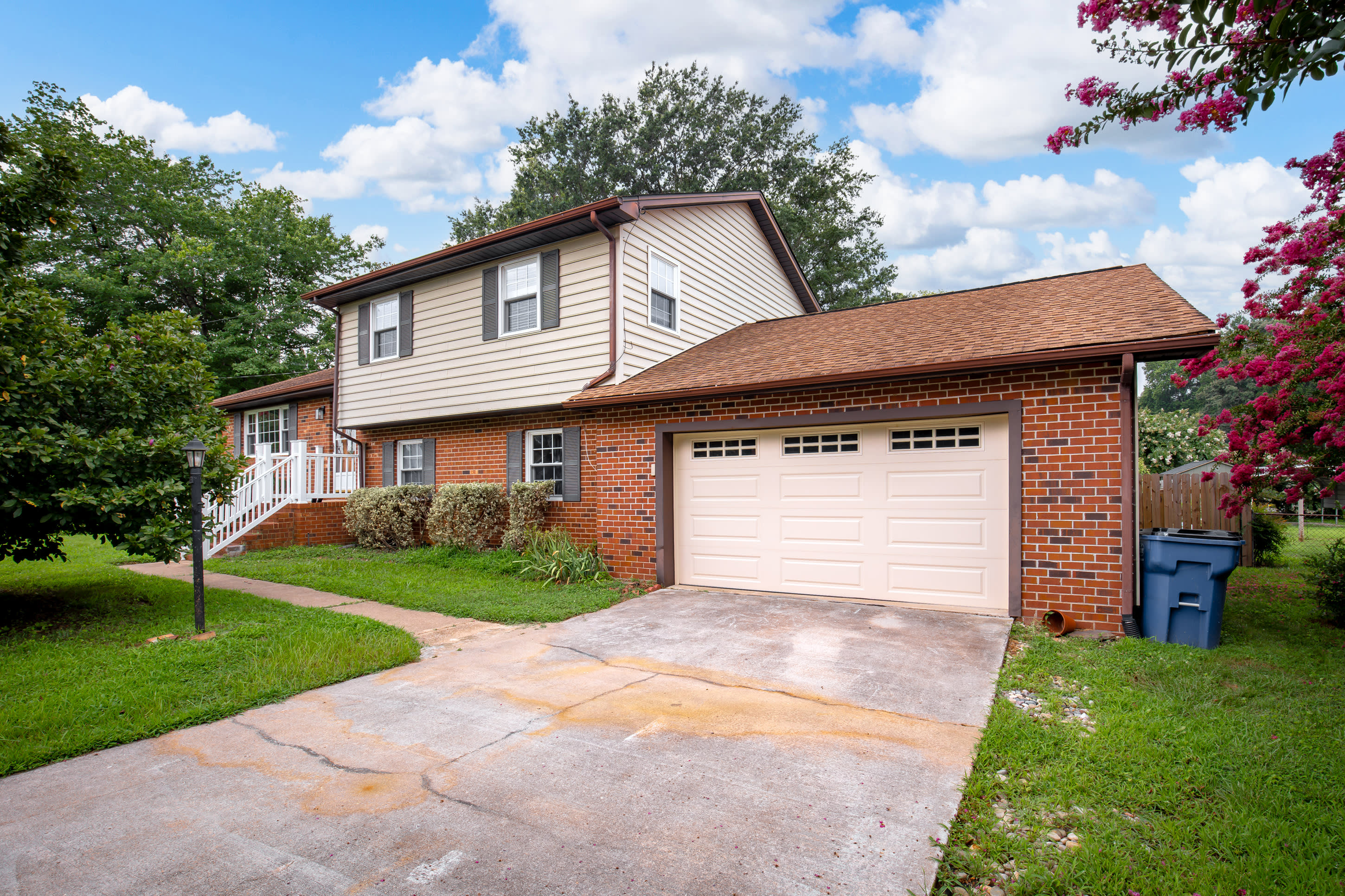 2510 Bicors Drive – photo 1 of 42
