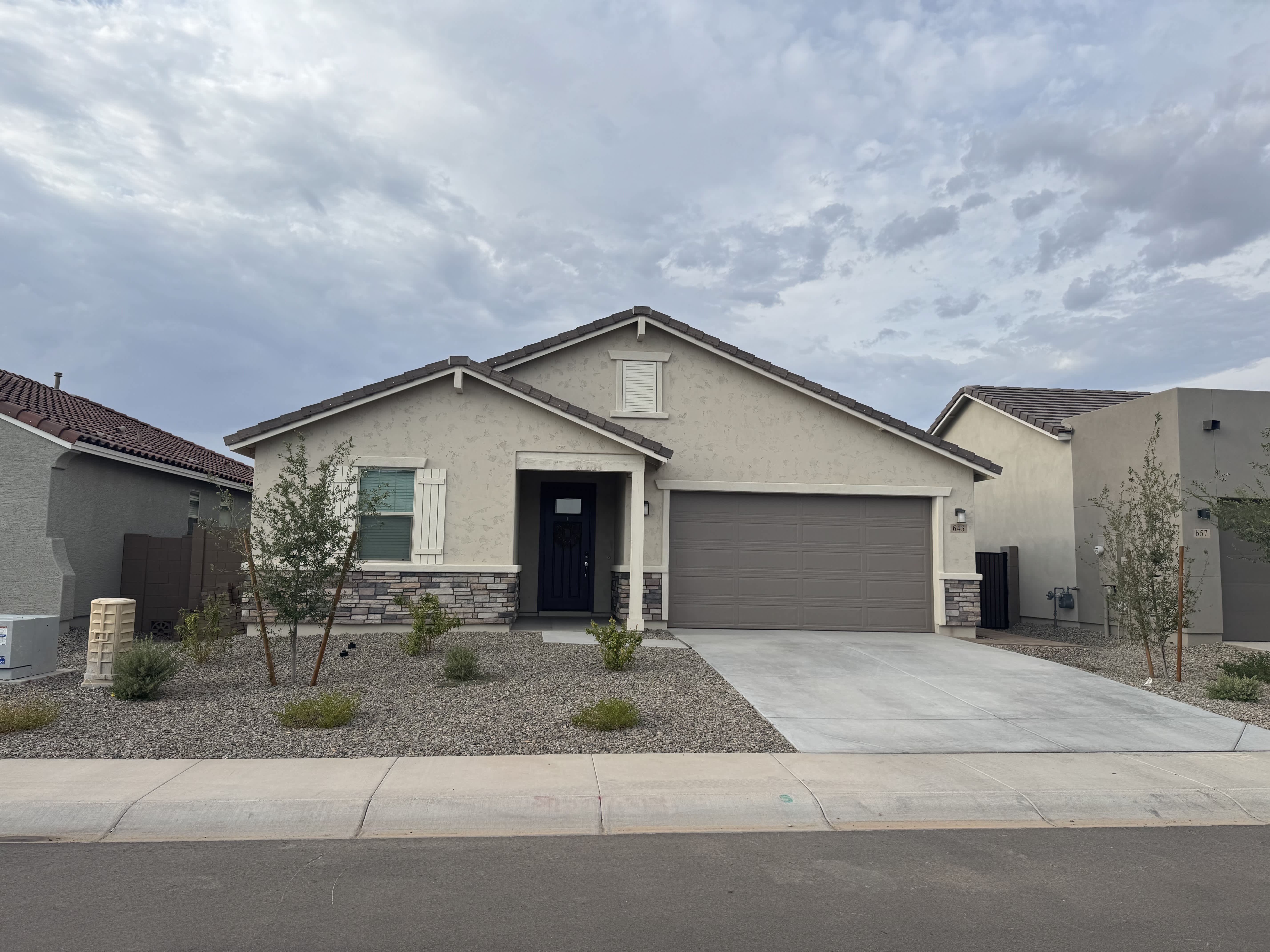 643 Riparian Drive – photo 1