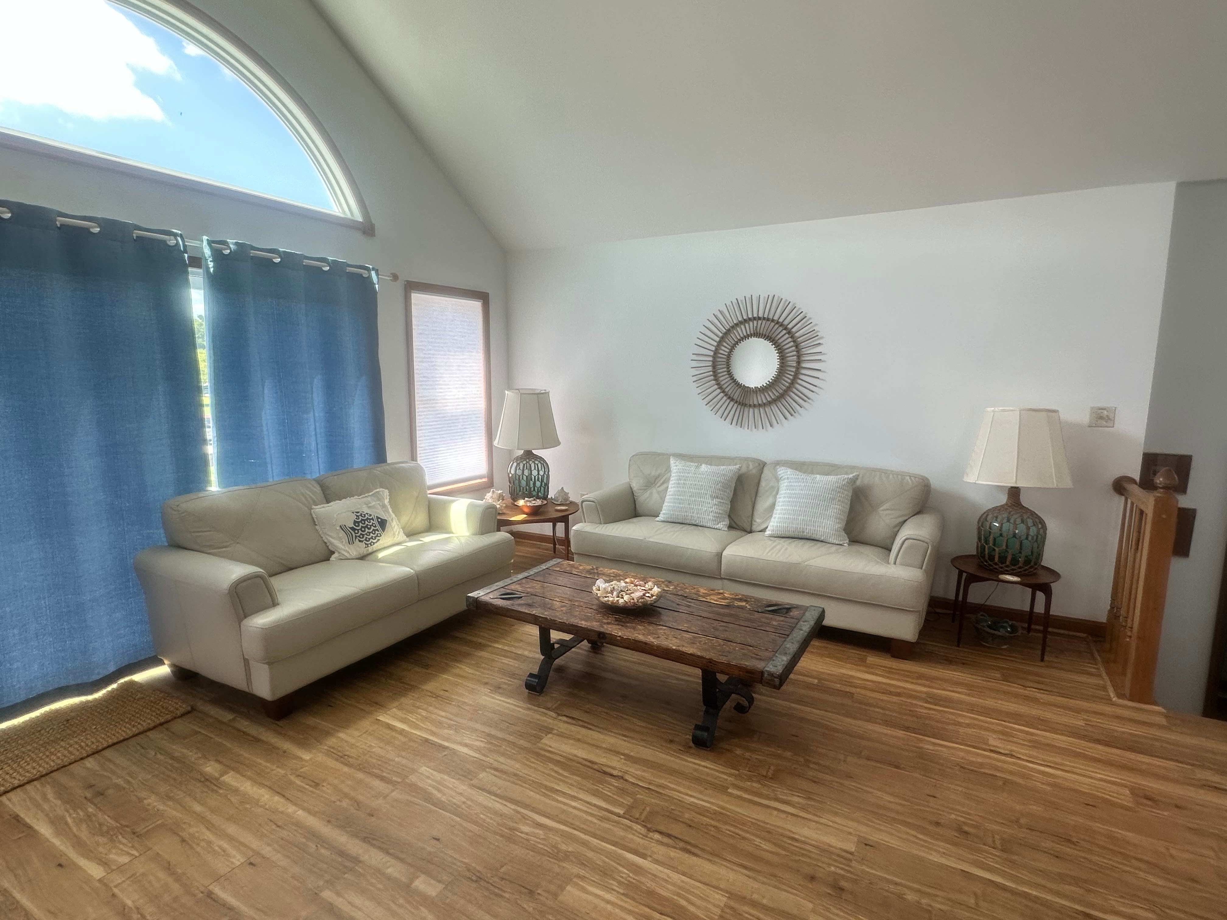 28 Harborview Drive – photo 1 of 15