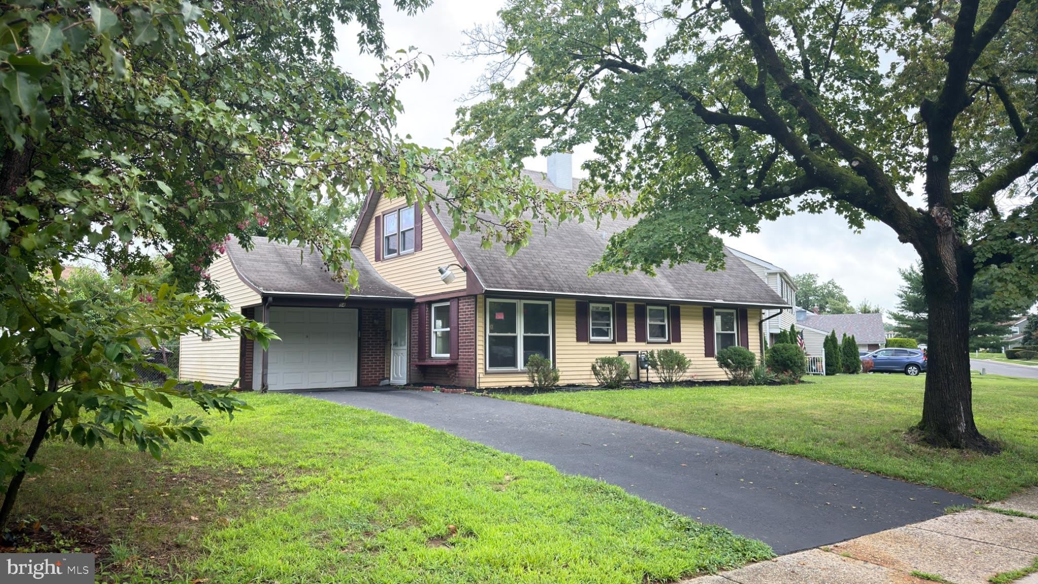 54 PLUMTREE Lane – photo 1