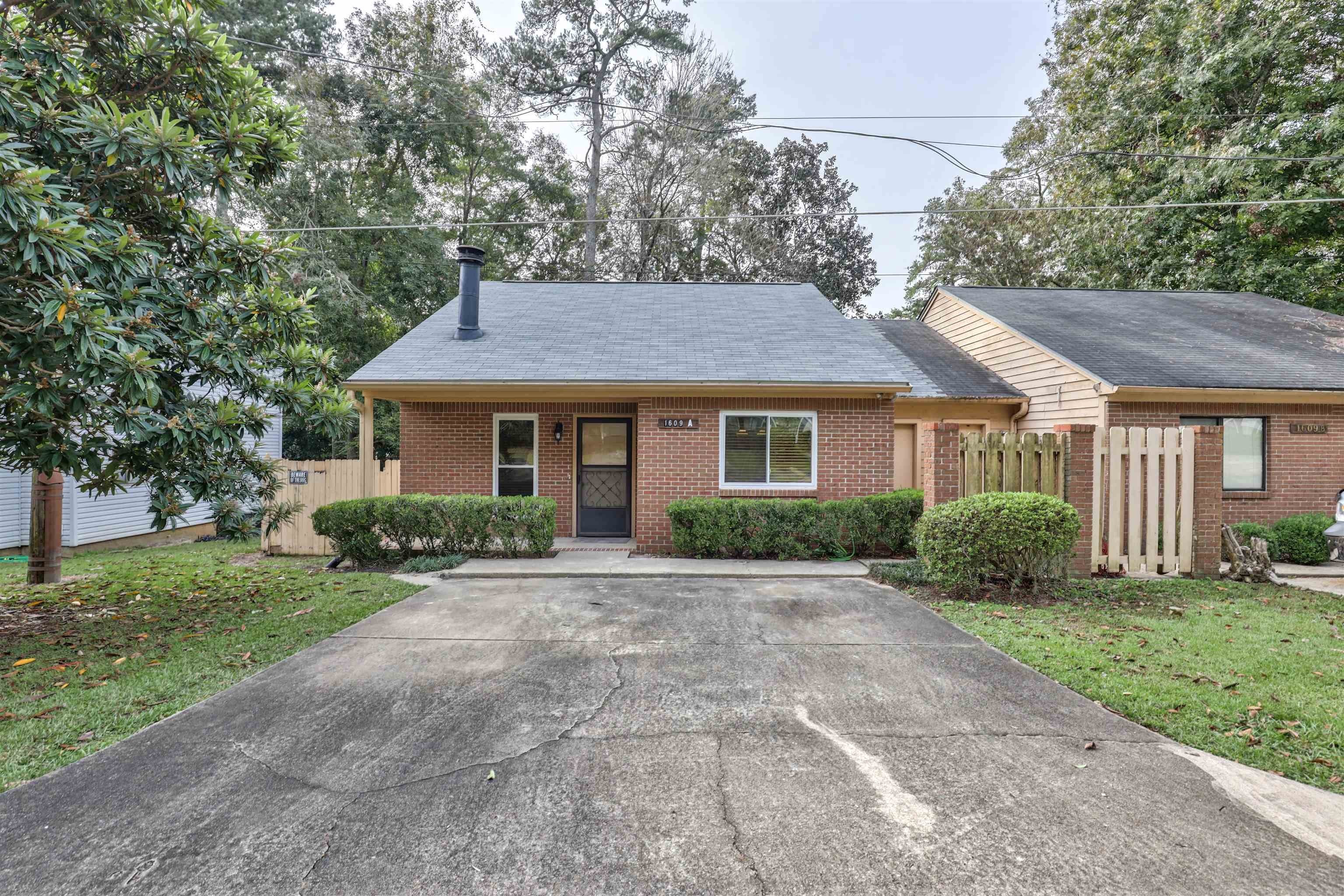 1609 Willow Bend Way – photo 1