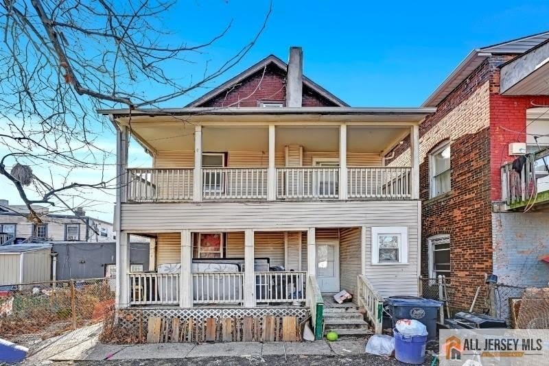 2 Columbus Place – photo 1 of 13