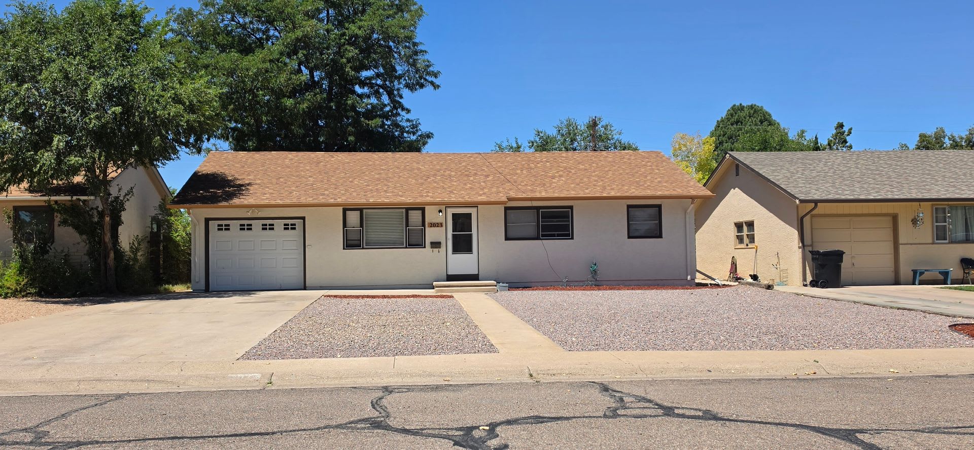 Move In Special 1 2 Off First Full Months Rent All Prospective Tenants Must Submit A 58 Non Refundable Application Fee Per Applicant Online And Be Pre Qualified Prior To Any Showings Apply Puebloarearentals Com – photo 1