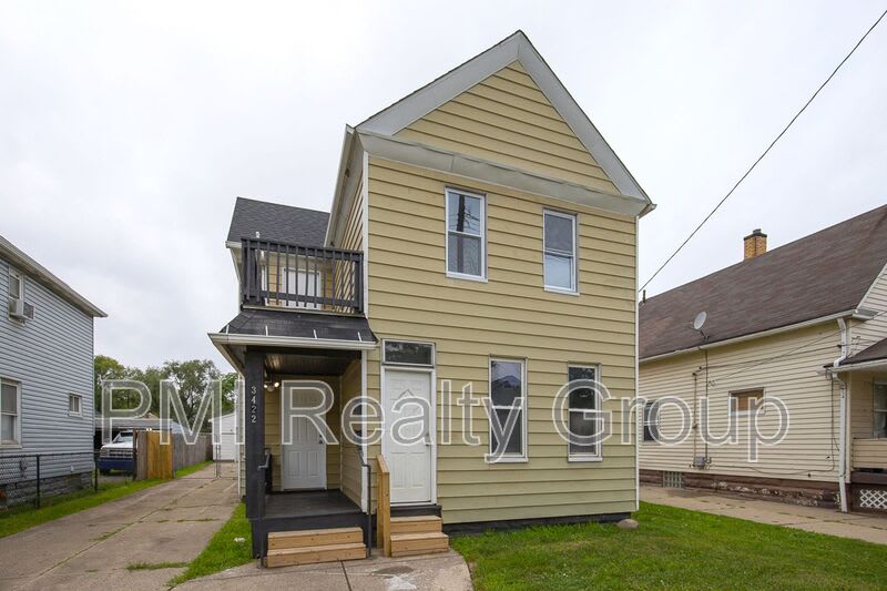 3422 W 52 St – photo 1