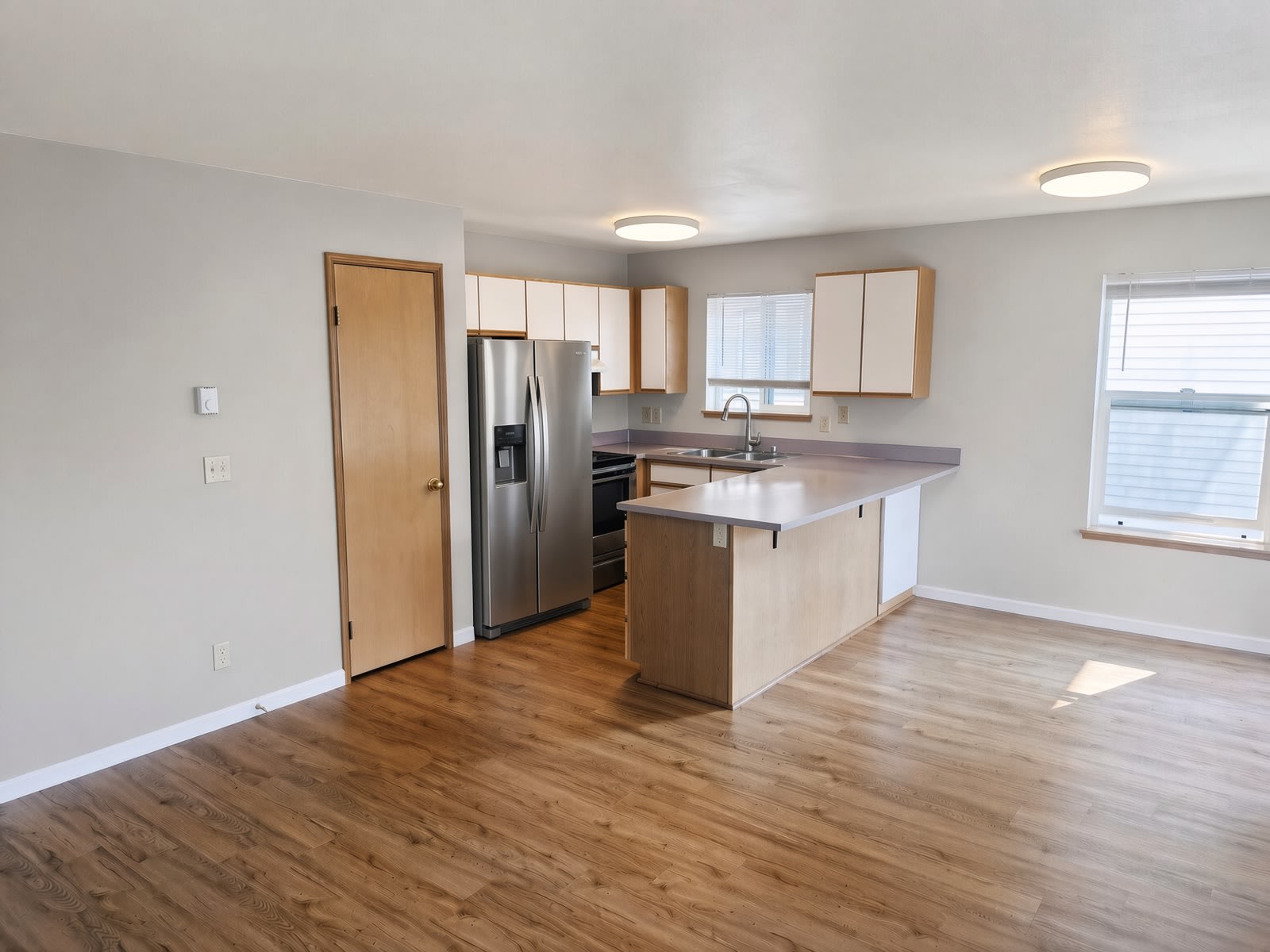 9500 Fremont Ave N 202 – photo 1