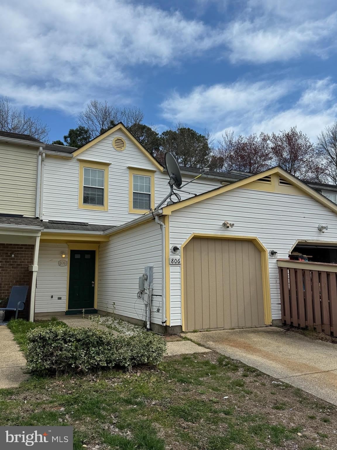 46363 COLUMBUS Drive – photo 1 of 6