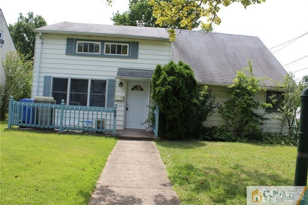 65 Washington Avenue – photo 1 of 9