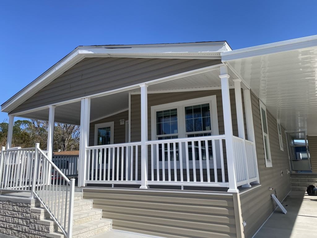 321 Queen Mary Loop – photo 1