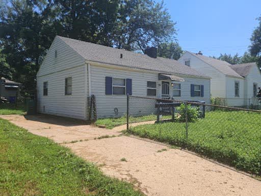 1750 N Jasper St – photo 1