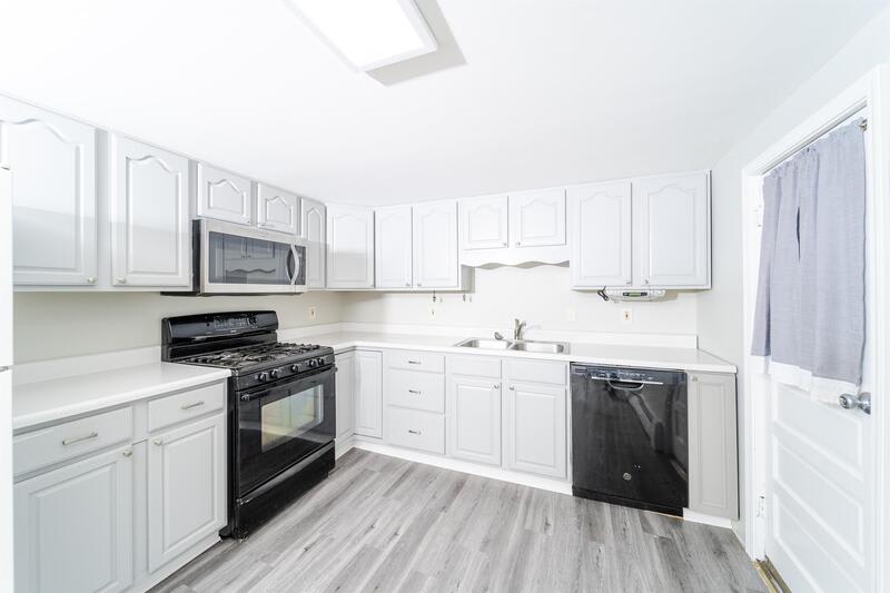 2316 4Th Avenue – photo 1 of 50