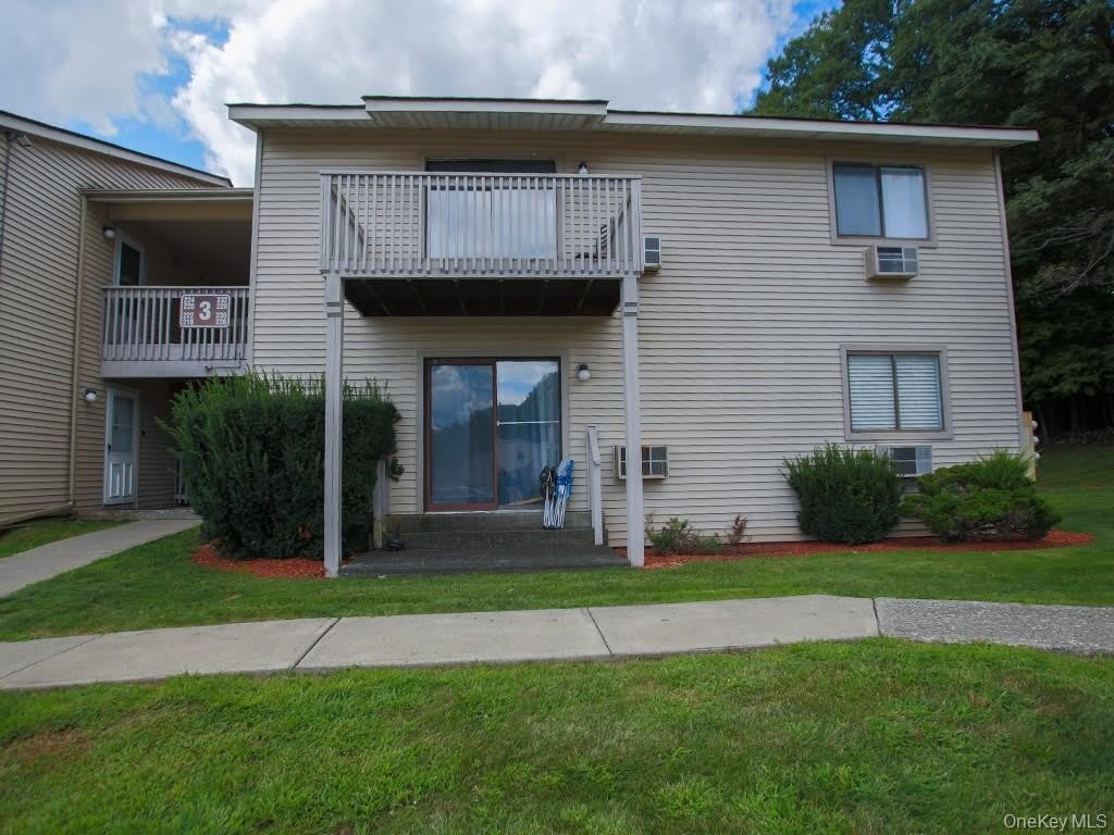 226 Concord Lane – photo 1 of 76