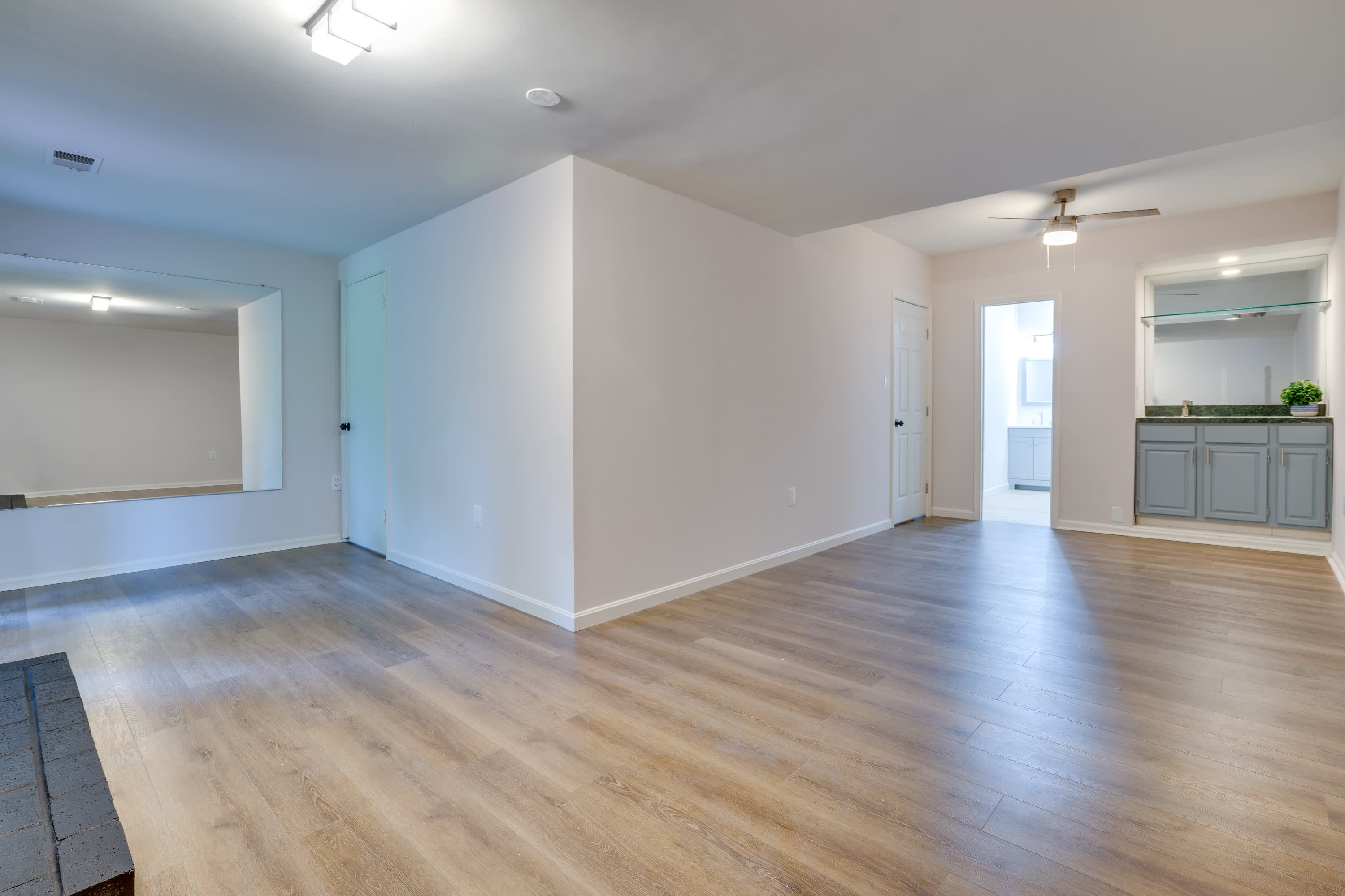 14582 Truro Parish Court Ll Suite – photo 1 of 294