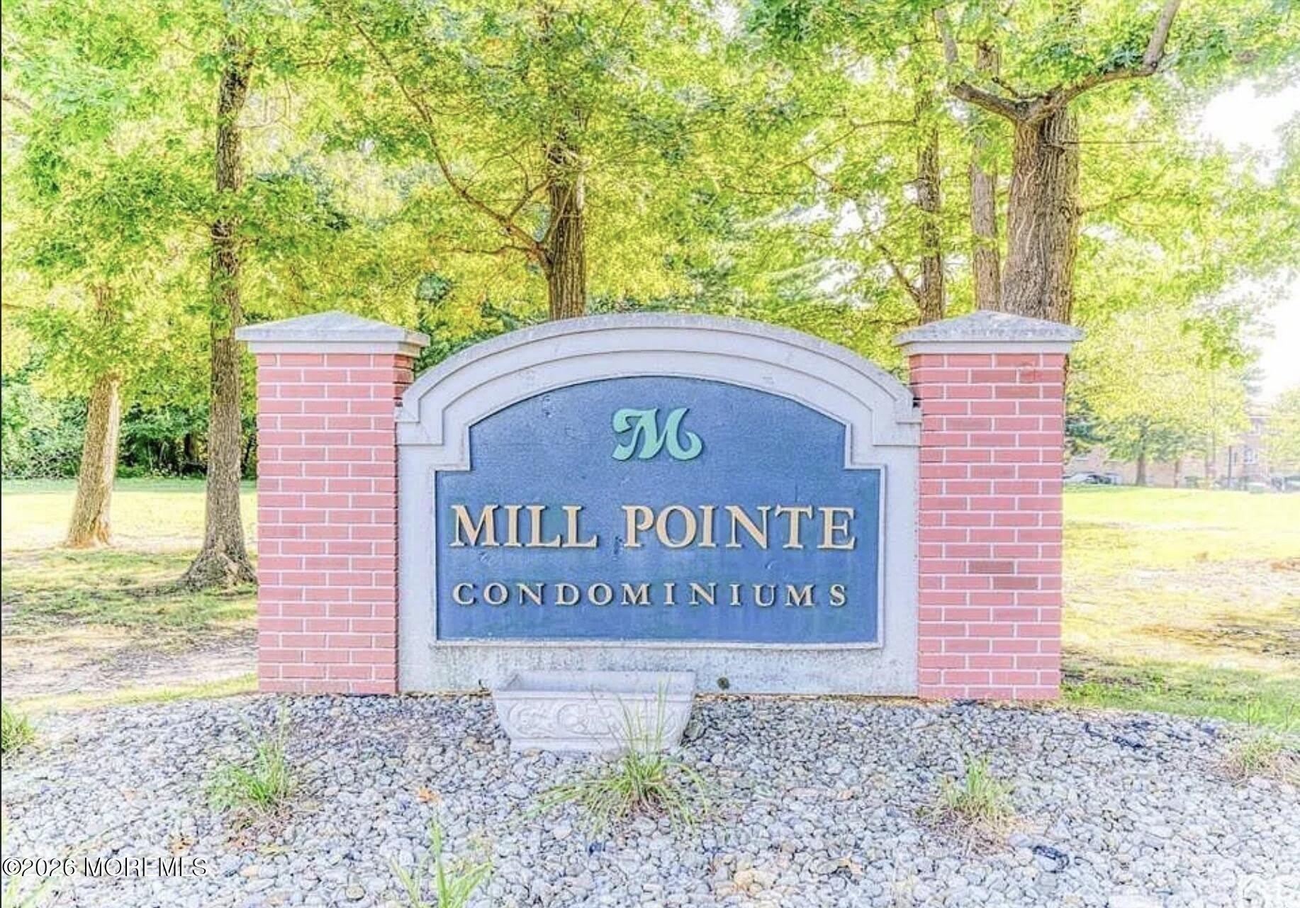 129 College Drive – photo 1