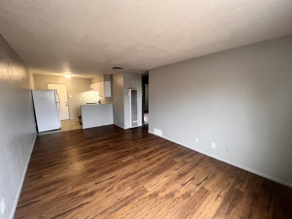 423 Dallas Street SE – photo 1