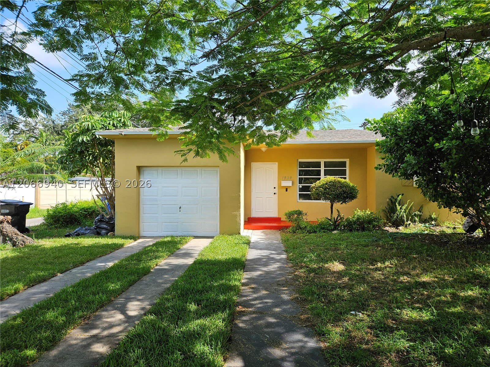 1929 NE 176th St – photo 1