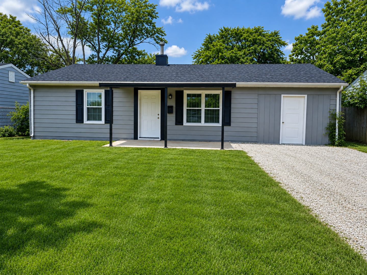 For Lease – photo 1
