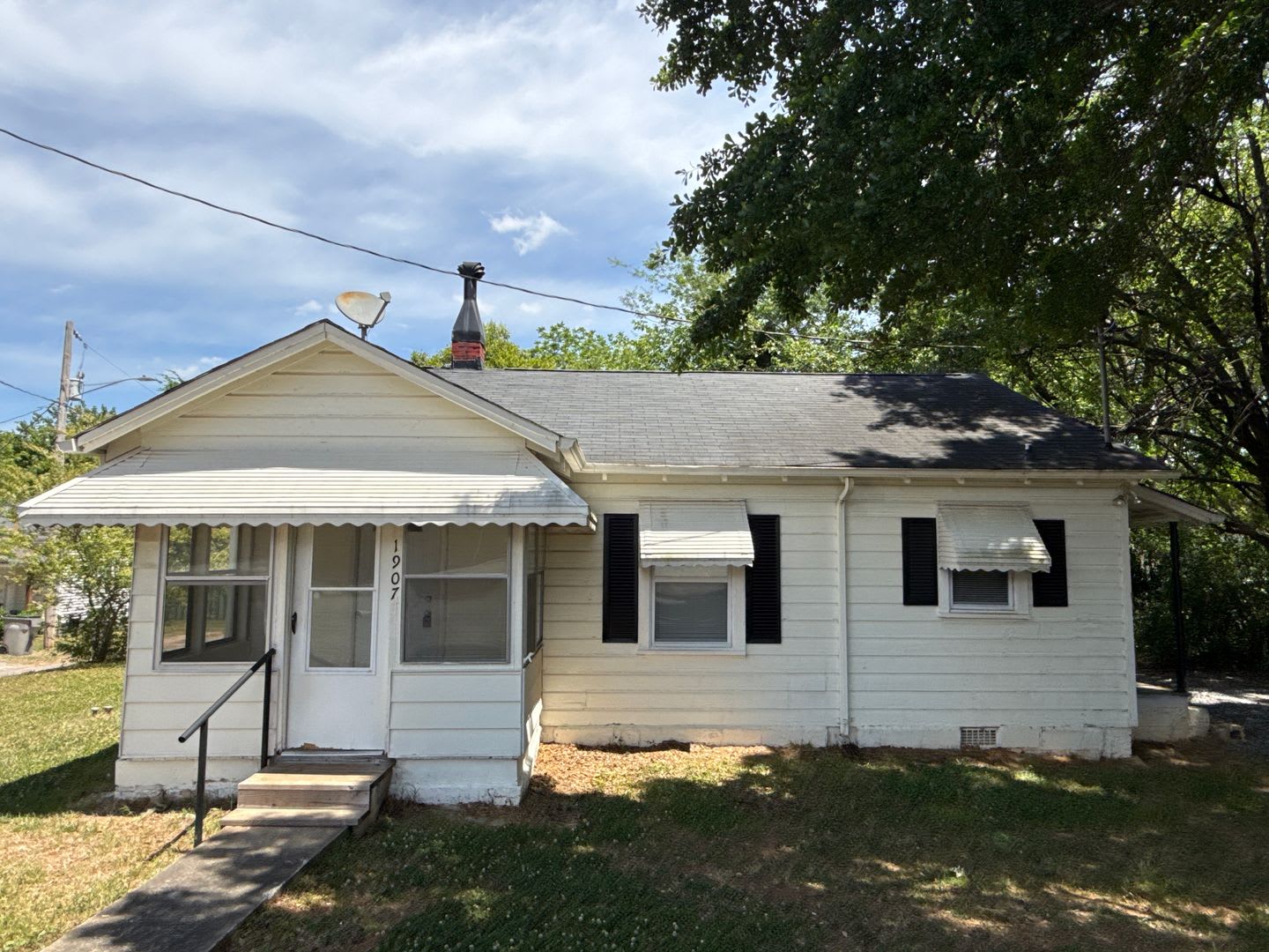T.R. Lawing Realty Property – photo 1