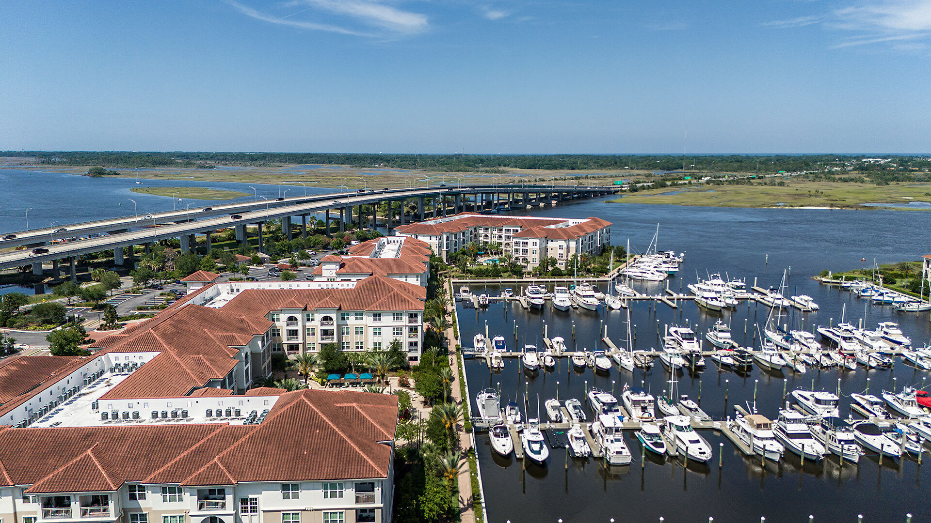 The Views at Harbortown – photo 1