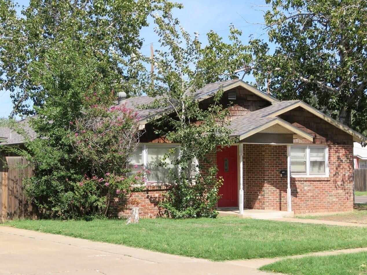 2702 22nd Street – photo 1