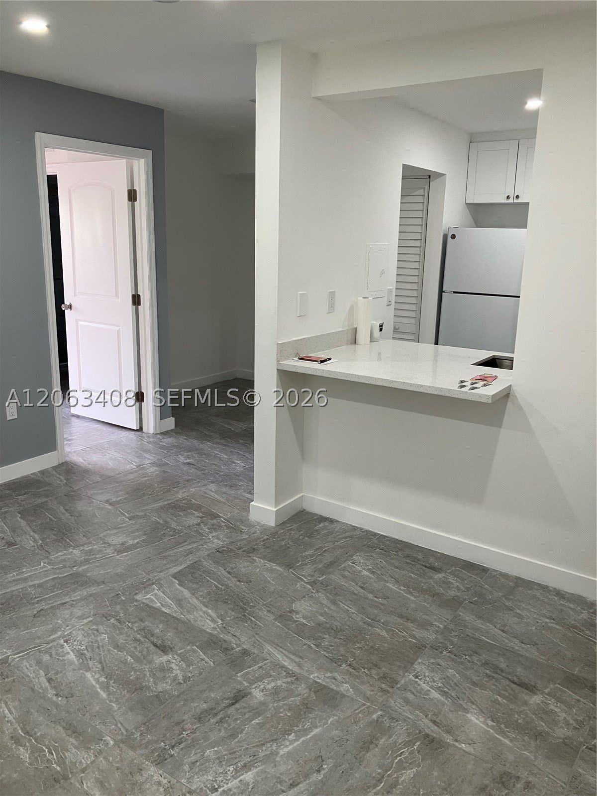 8305 SW 72nd Ave – photo 1