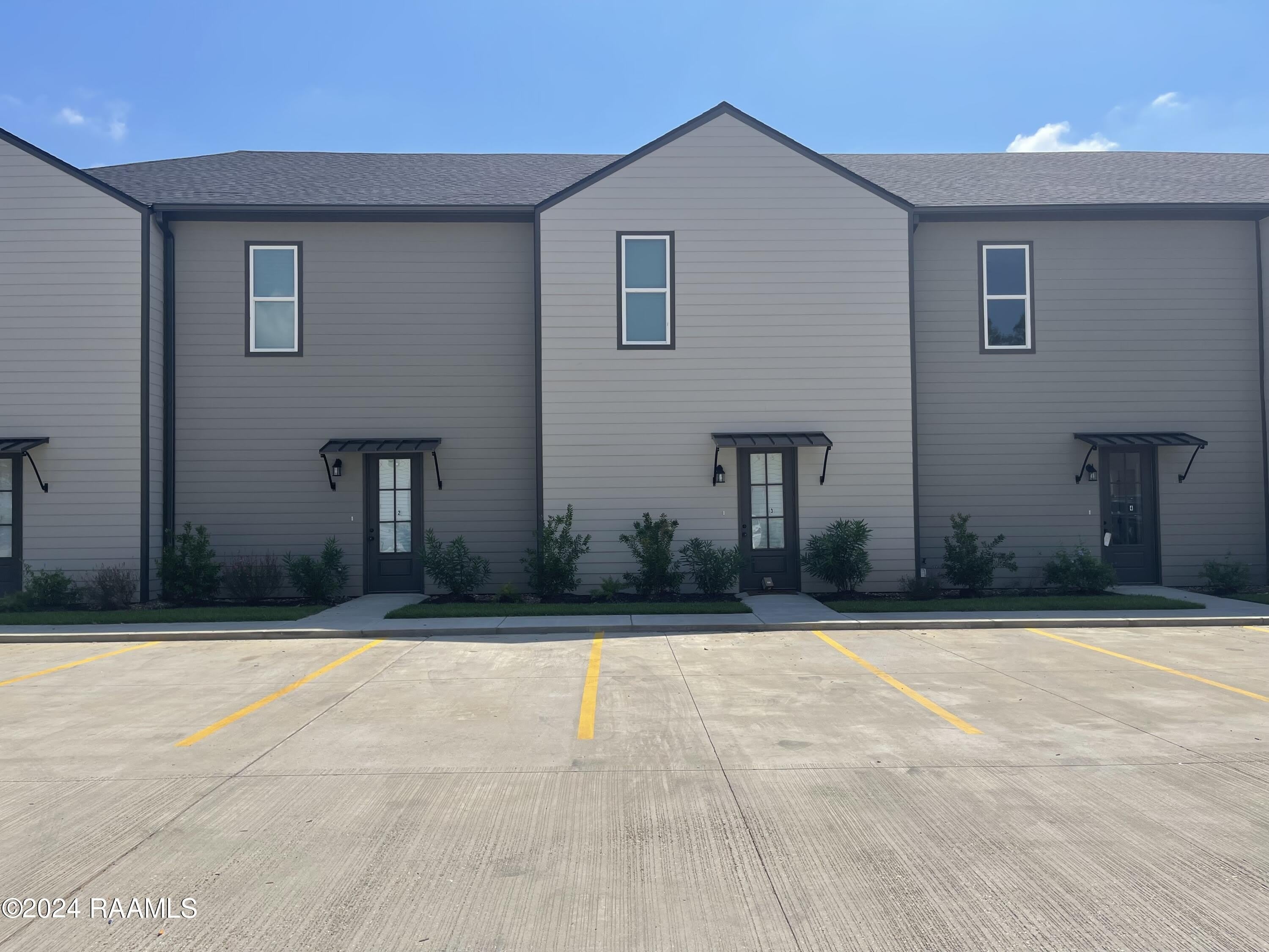 721 Almonaster Road – photo 1 of 10