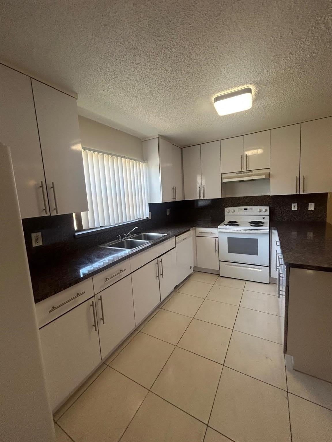 5821 Swordfish Court – photo 1