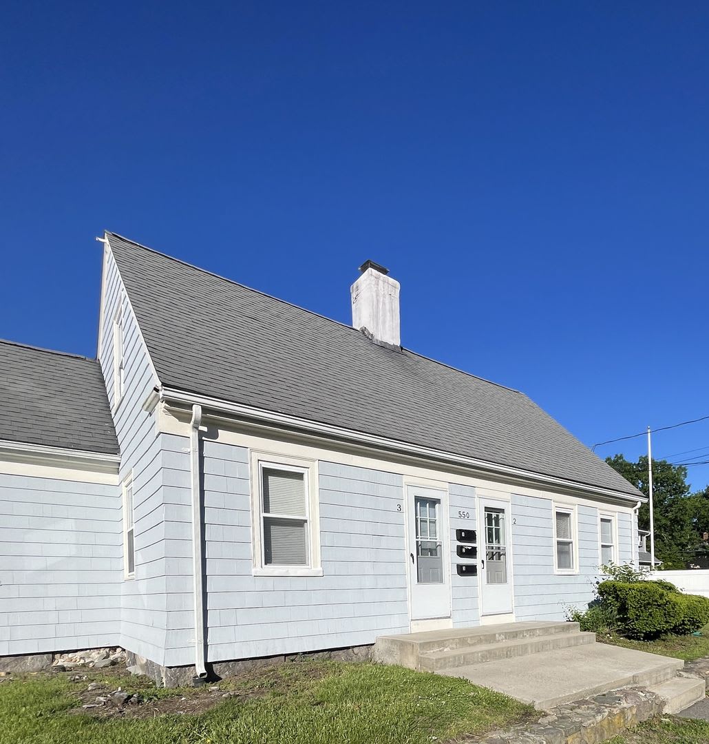 Nice Sunny 2 BR / 1 Ba Apt. in Stoughton – photo 1 of 14