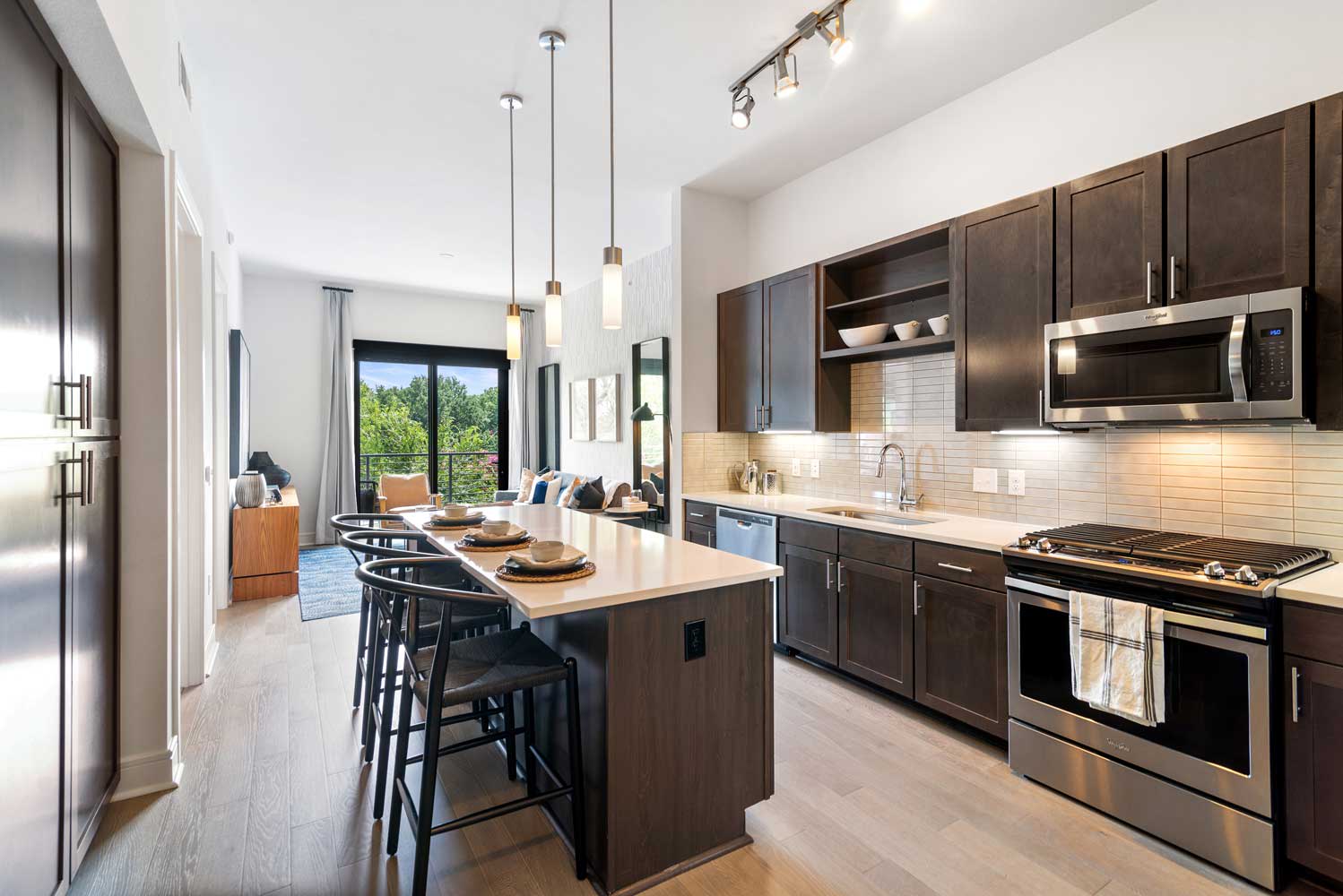 Cortland M-Line – photo 1