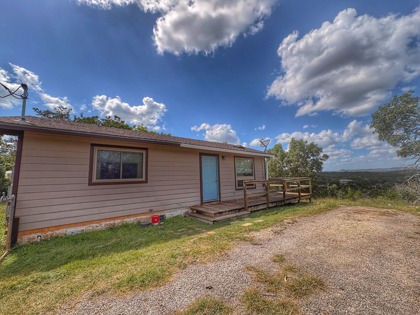 2 1 In Bandera River Ranch – photo 1 of 15