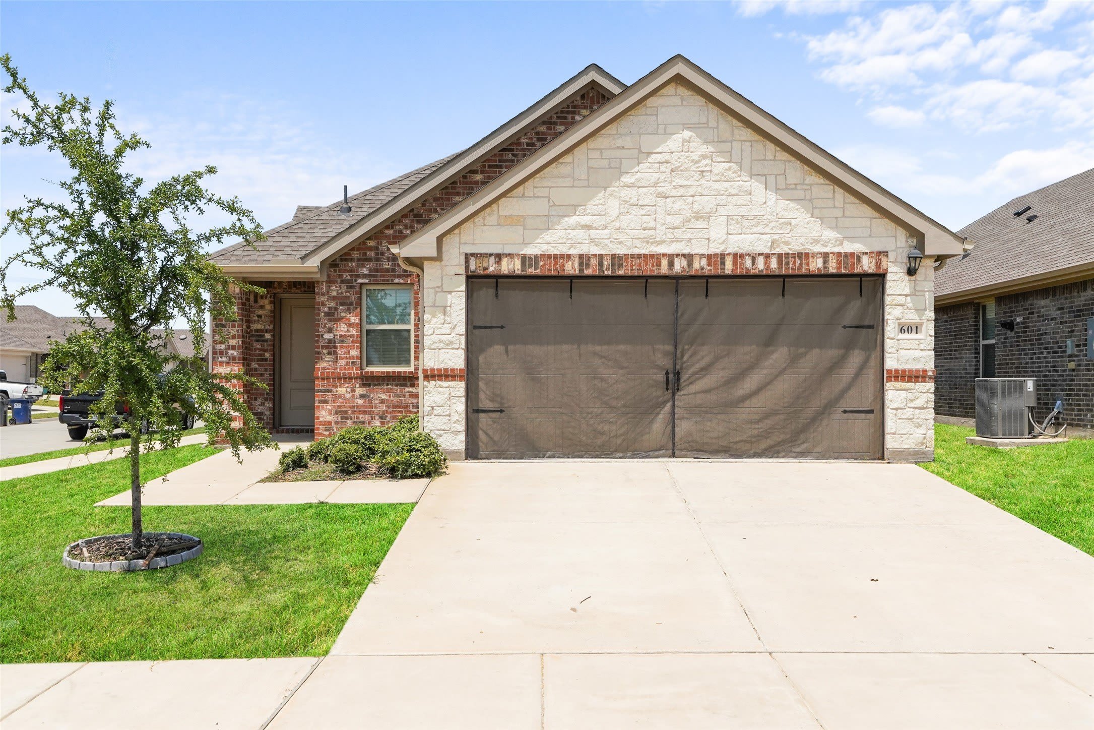 601 Nature Stroll Road – photo 1