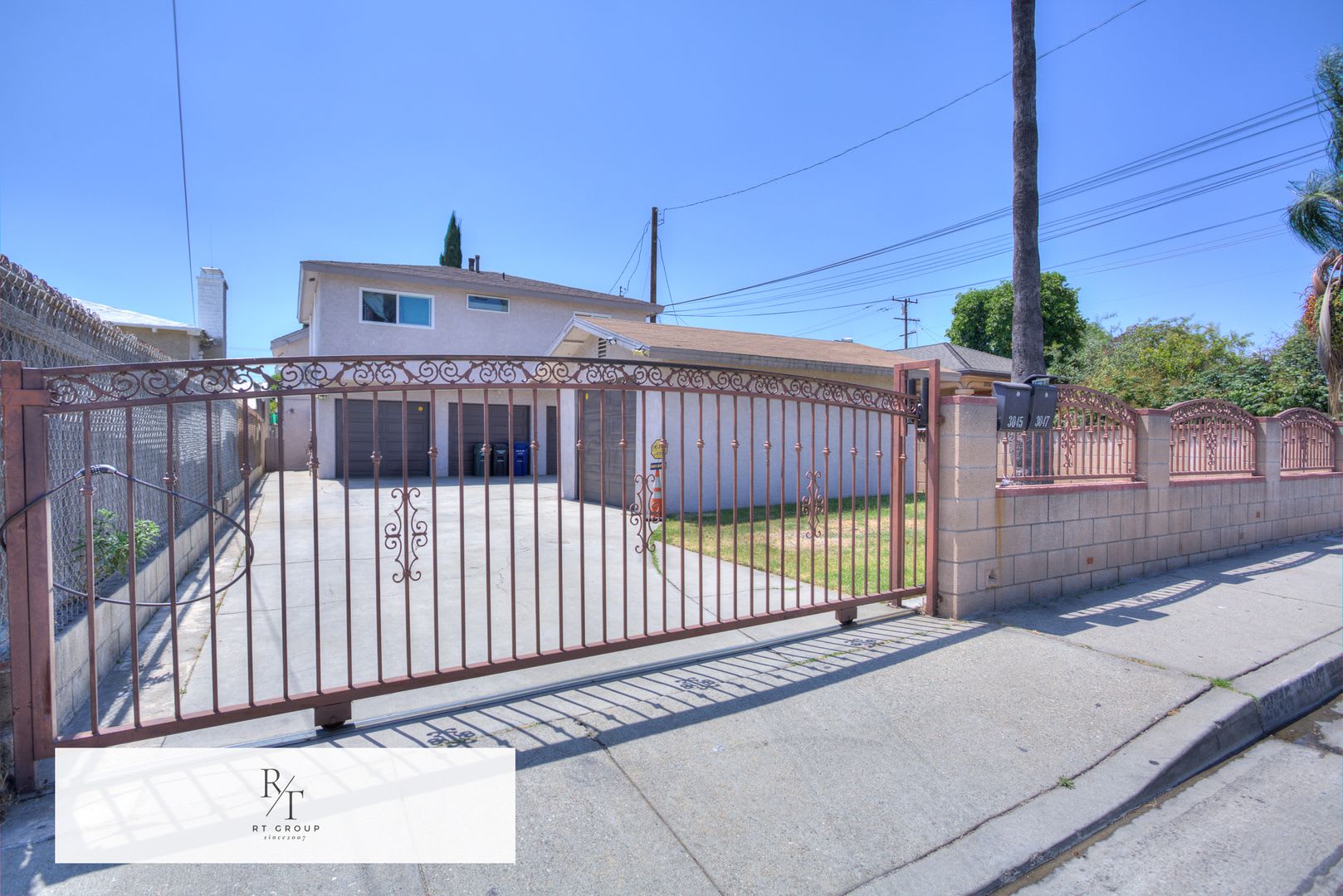 4 Bedroom – photo 1 of 39