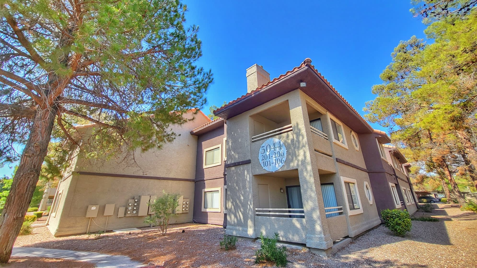 5044 S Rainbow Blvd #206 – photo 1