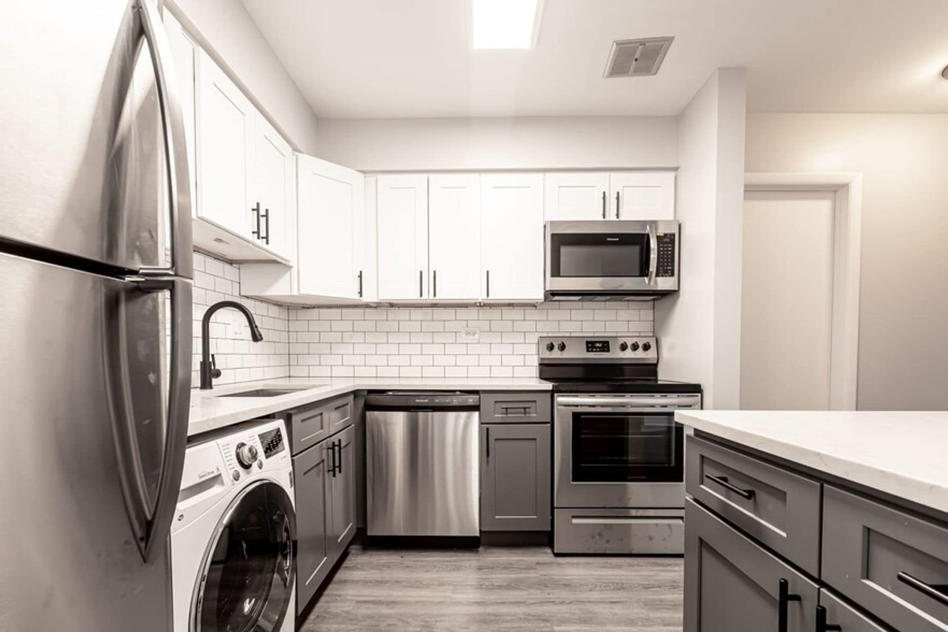 Grand Park Apartments – photo 1 of 30