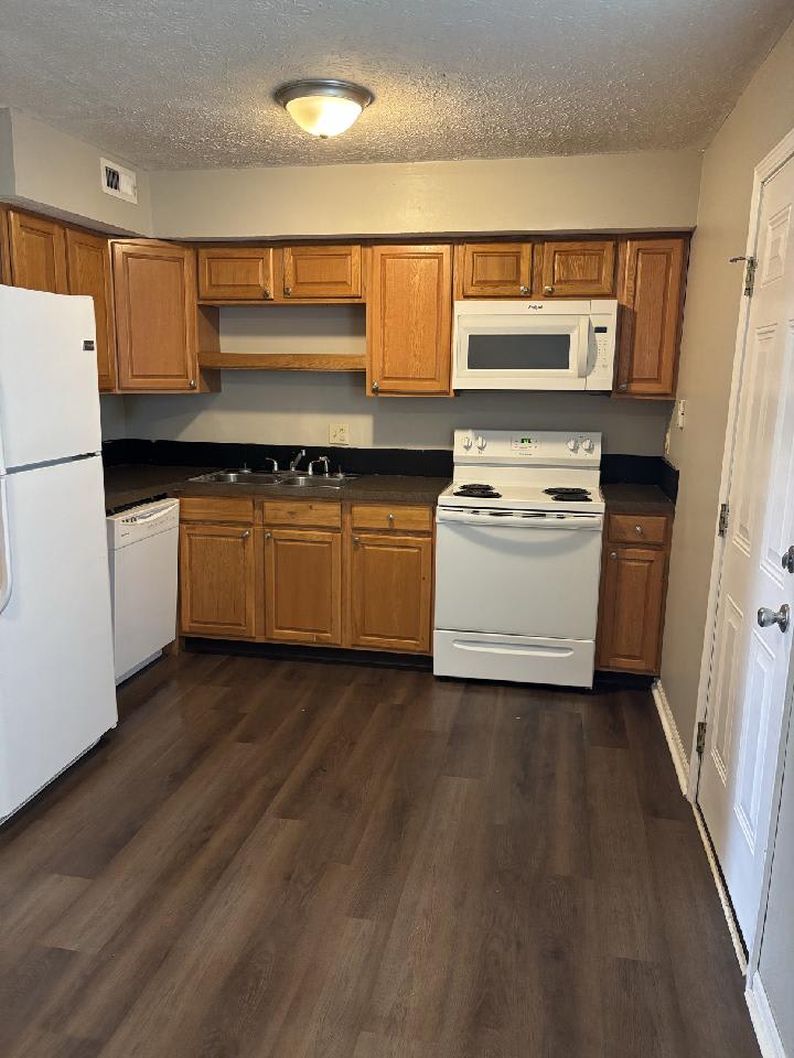 2659 Sandbury Boulevard – photo 1