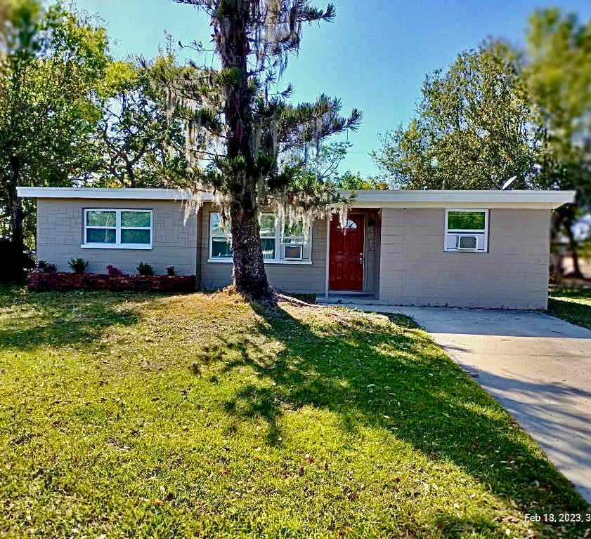 1362 Gardenia Avenue – photo 1