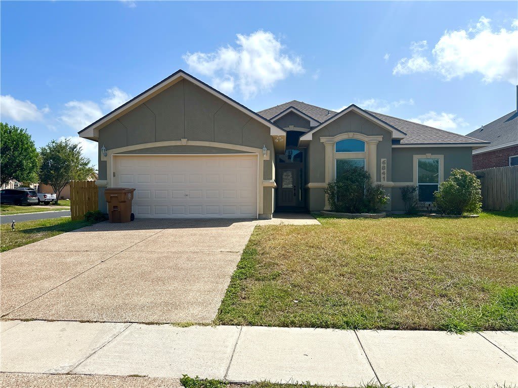 6841 Wall Street – photo 1 of 20